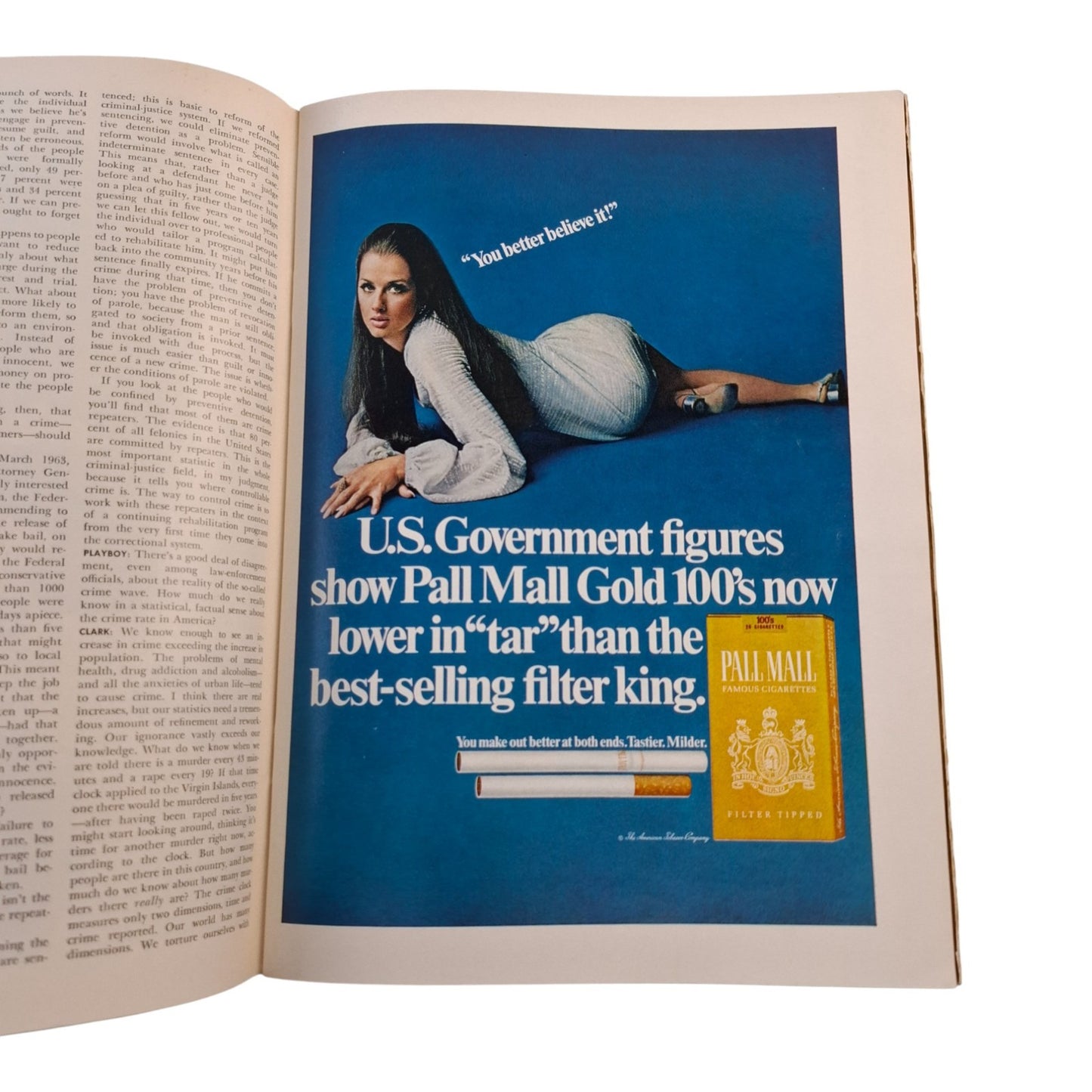 PLAYBOY Magazine August 1969 Penny James / Debbie Hooper