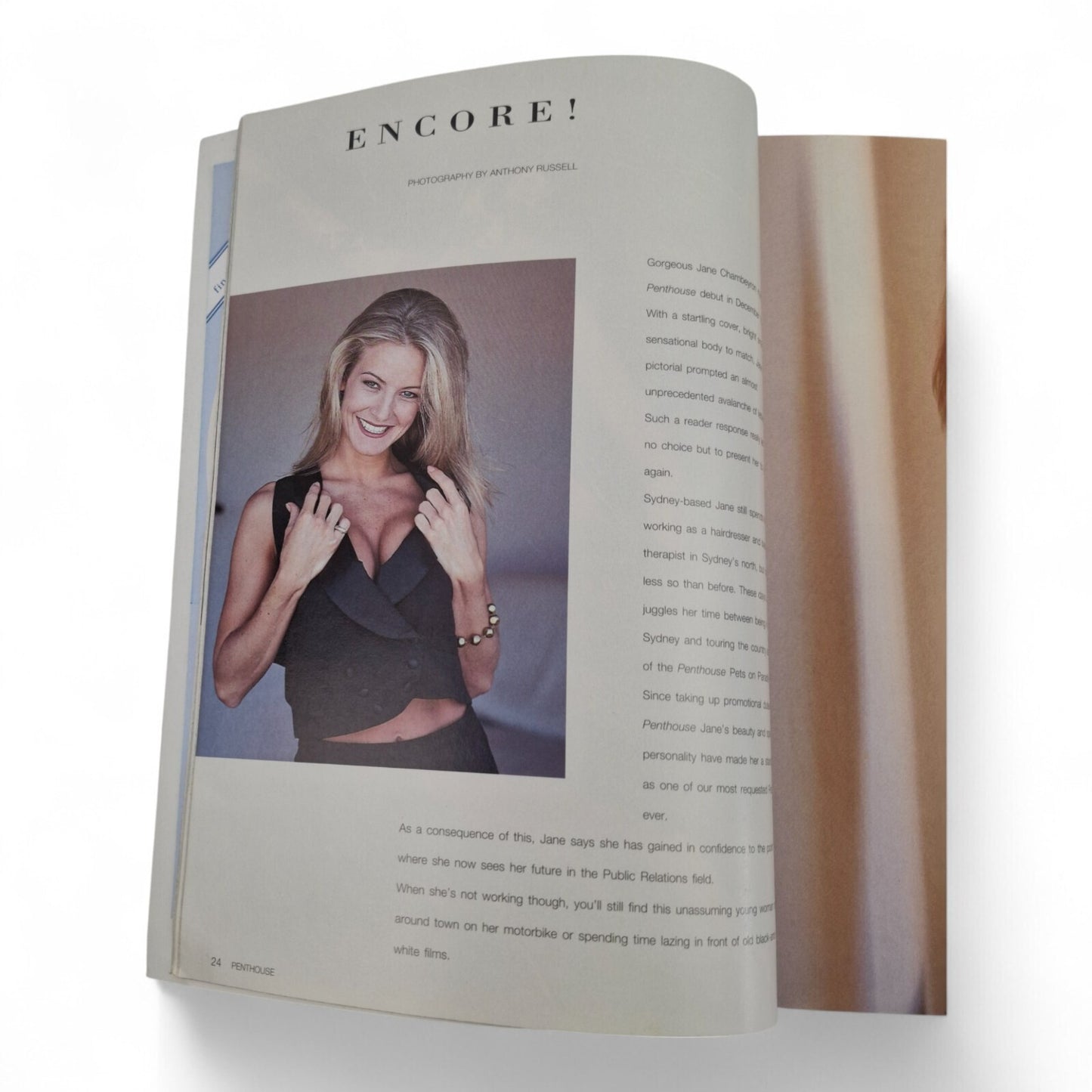 Australian Penthouse Magazine - October 1994 Suze DeMarchi