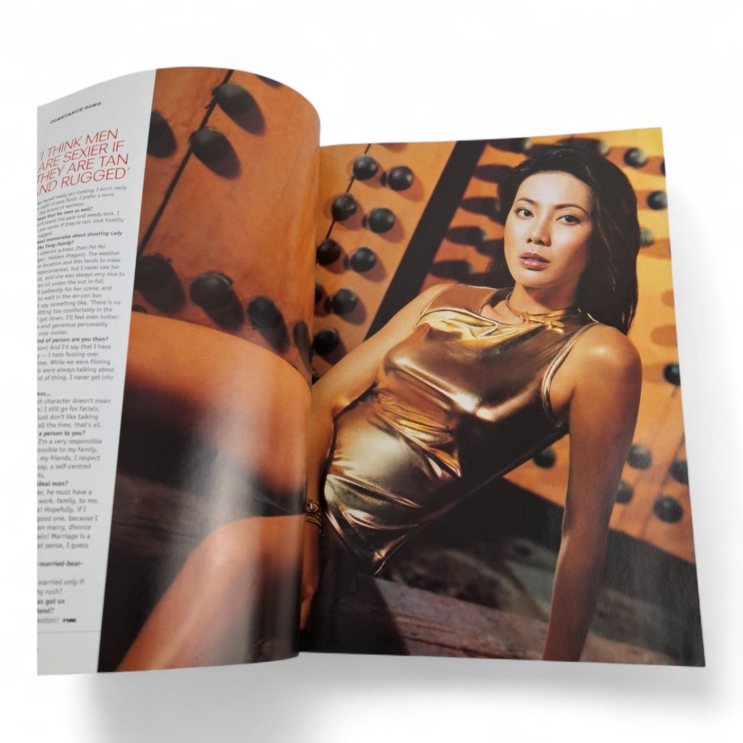 FHM Singapore Magazine - December 2001