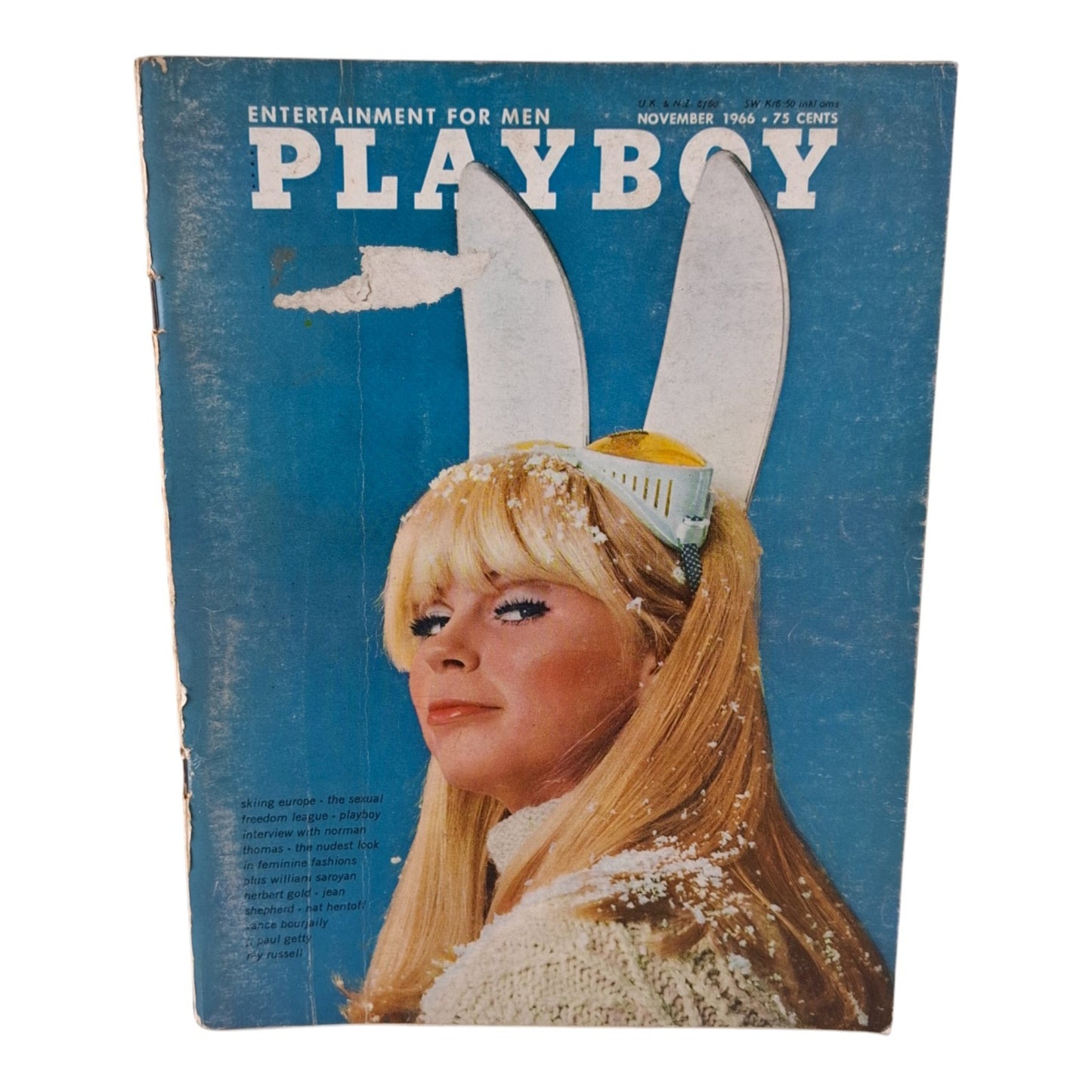 Playboy MAGAZINE November 1966 Sue Batchelor / Lisa Baker NO C/F