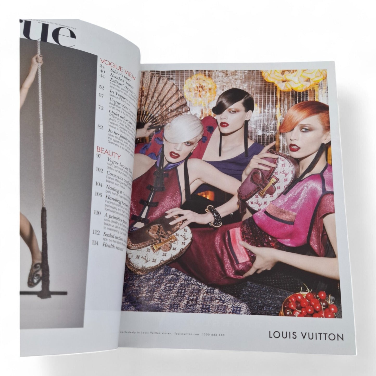 Vogue Australia Magazine - May 2011 Kristy Hinze Cover