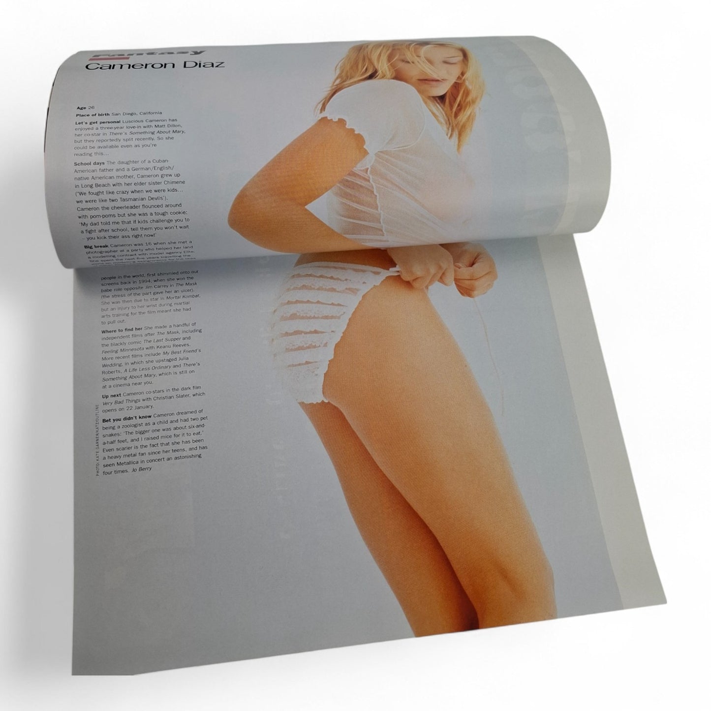 MAXIM Magazine February 1999 MELINDA MESSENGER Nell McAndrew Cameron Diaz