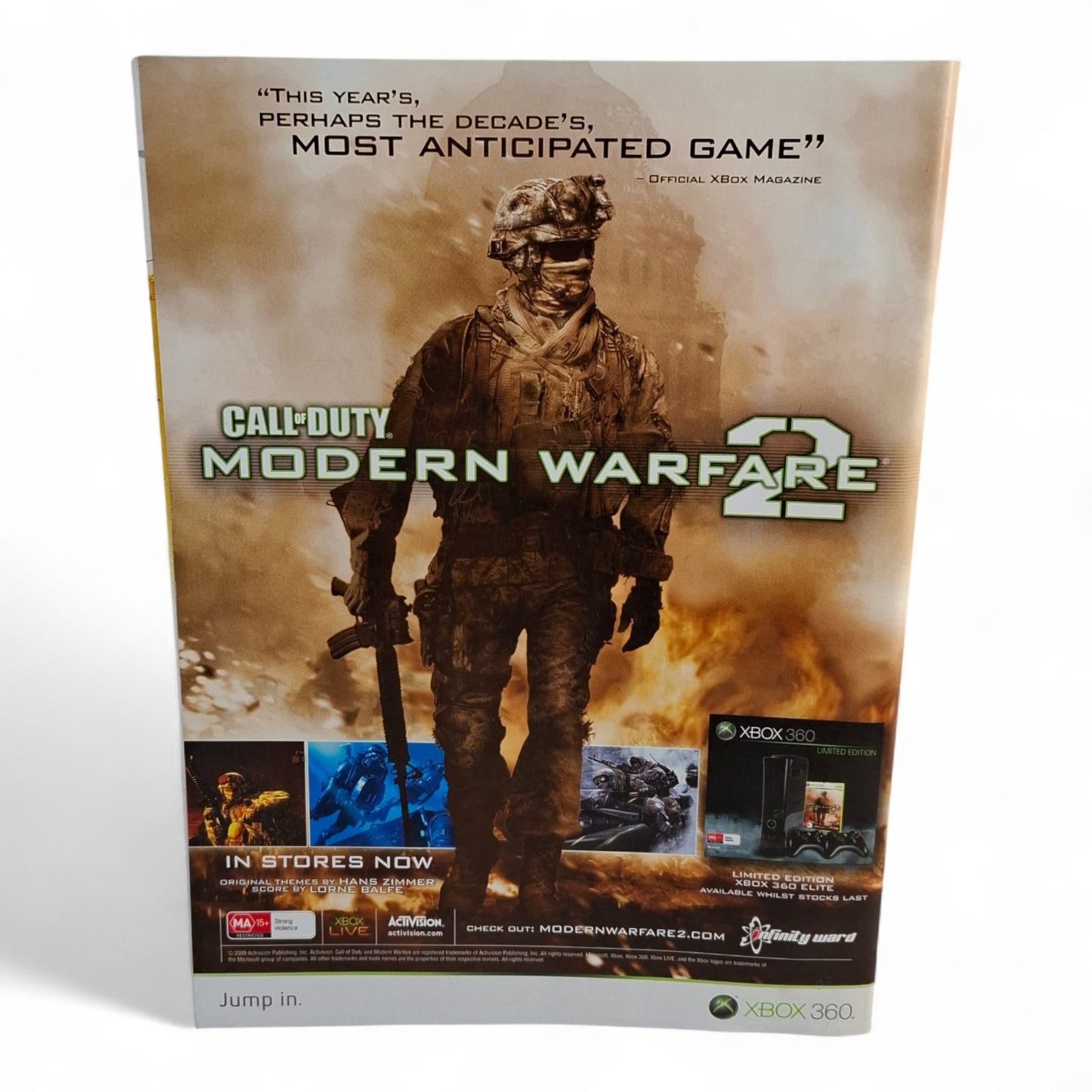 ZOO Weekly Magazine Australia #195 November 2009 Amazon Eve / Erika Ervin