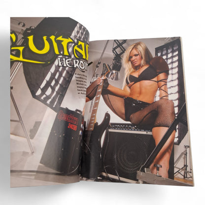 American Curves Magazine # 44 July 2008 Kristia Knowles