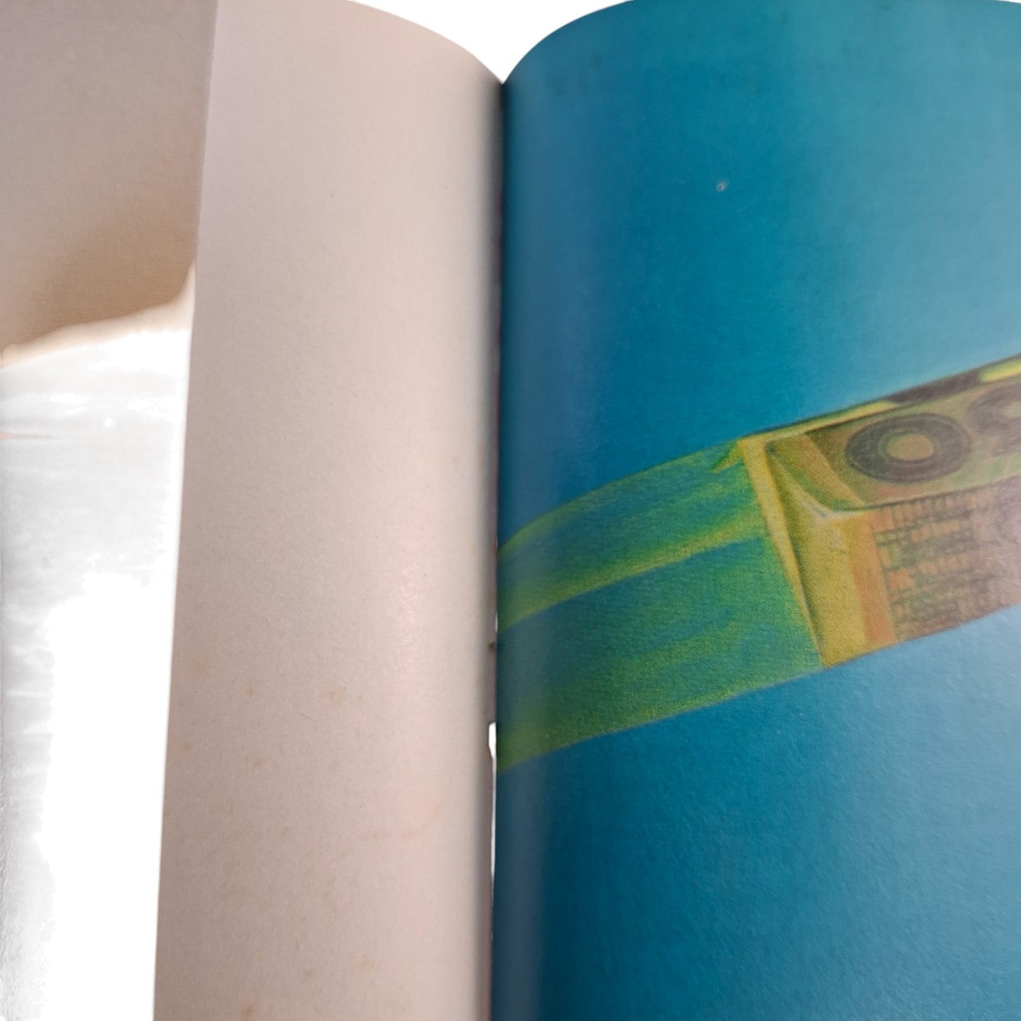 AUSTRALIAN PENTHOUSE January 1982 Vol. 3 No. 4 Men's Magazine Danielle Deneux