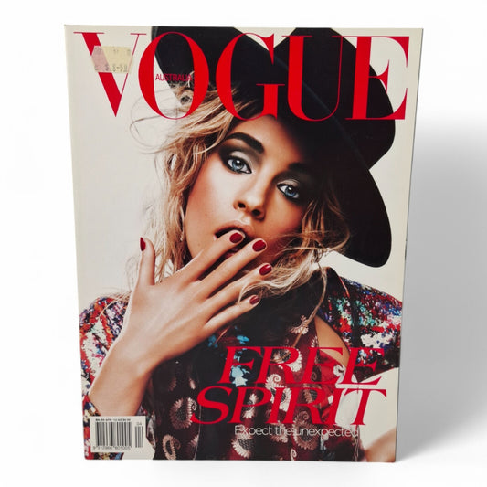 Vogue Australia Magazine April 2012 Julia Frauche Clémence Poésy Kate Winslet