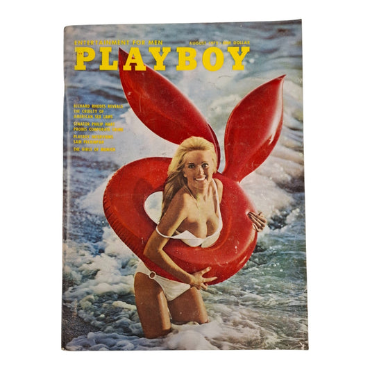 PLAYBOY Magazine August 1972 Carol Vitale / Linda Summers