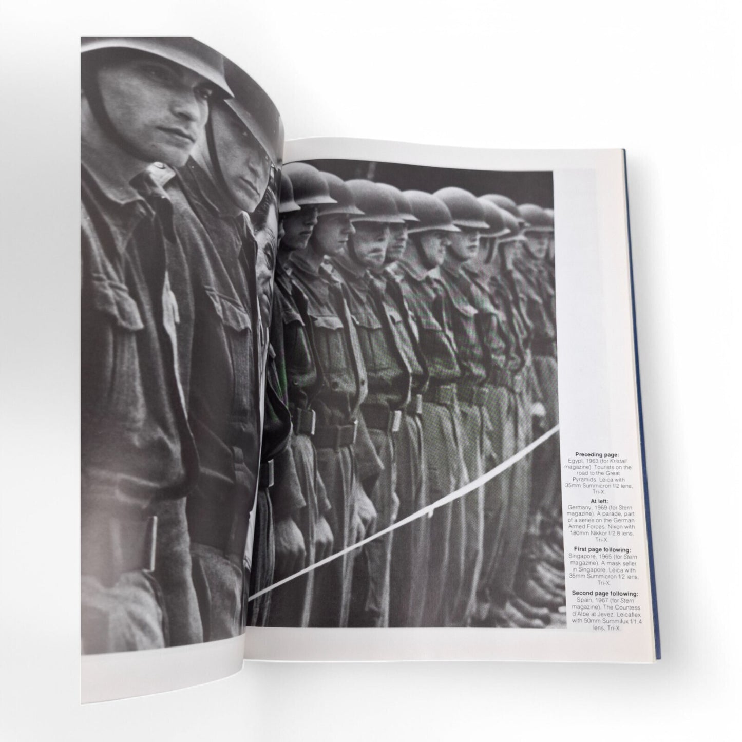 Penthouse Photo World - August September 1976 - Men's Magazine