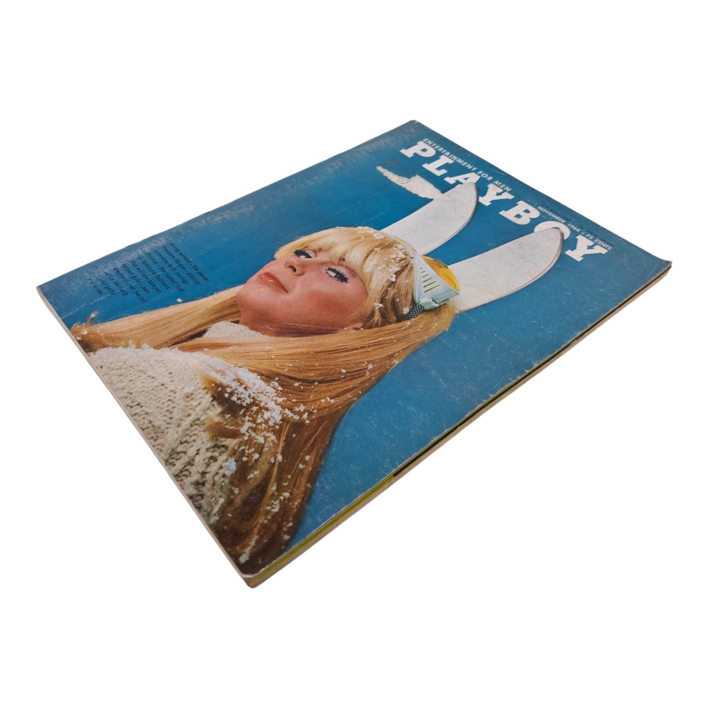 Playboy MAGAZINE November 1966 Sue Batchelor / Lisa Baker NO C/F