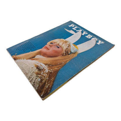 Playboy MAGAZINE November 1966 Sue Batchelor / Lisa Baker NO C/F