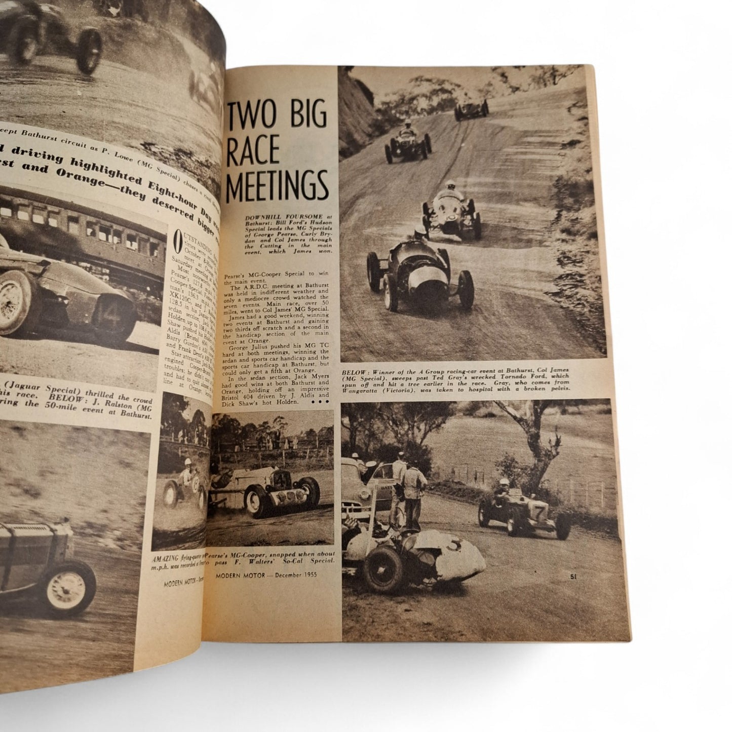Modern Motor Magazine December 1955 Jaguar / MG