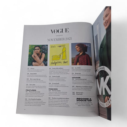 Vogue Australia Magazine November 2021 Sarah Snook Cover COMPLETE EXCELLENT