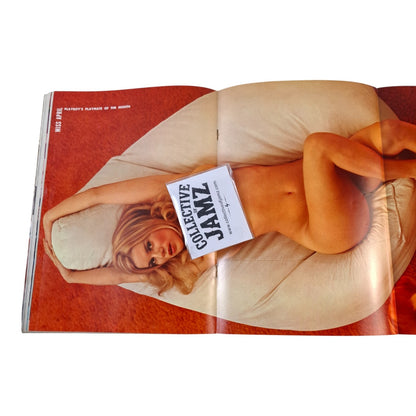 PLAYBOY Magazine April 1970 Pamela Nystul  / Barbara Hillary