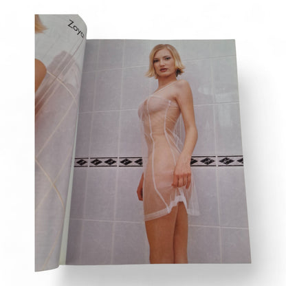 PERFECT 10 Magazine Fall 2002 All Natural Amber Smith Playboy Penthouse