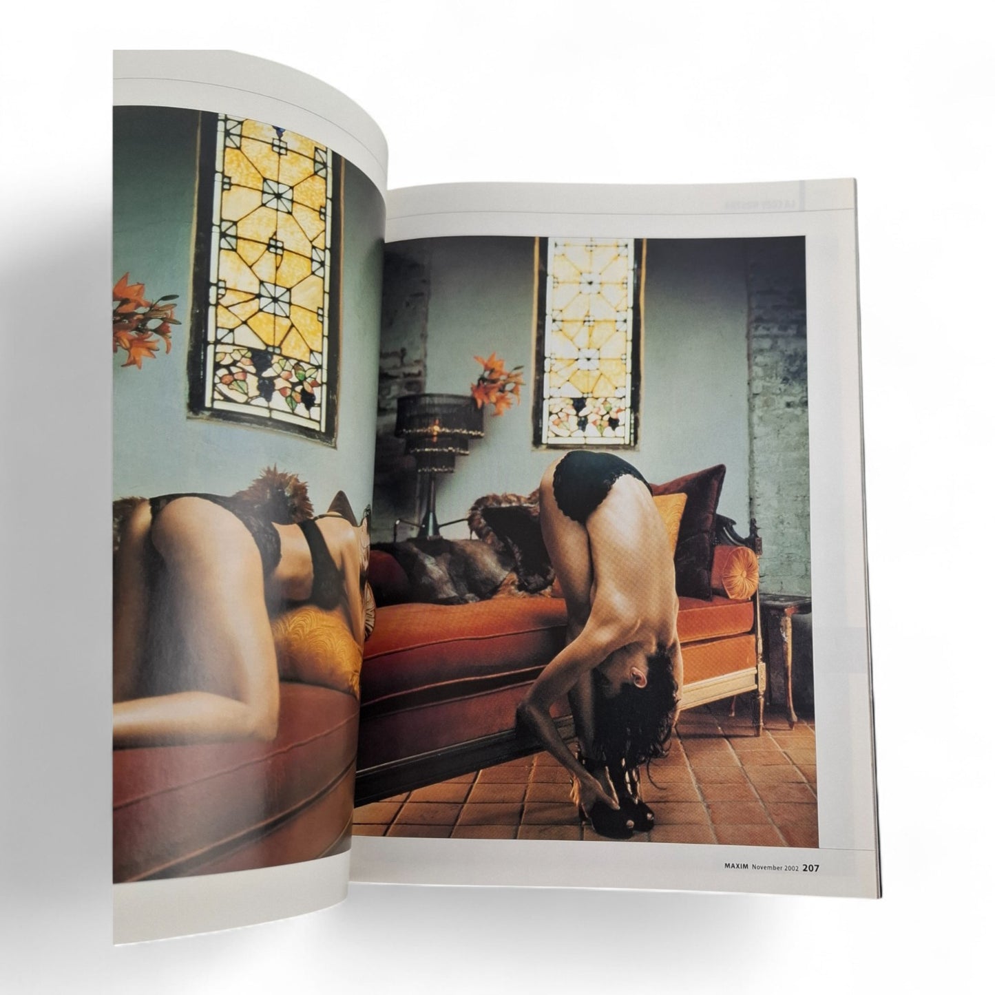 MAXIM Magazine November 2002 Rebecca Romijn-Stamos â€¢ Sopranos Girls COMPLETE